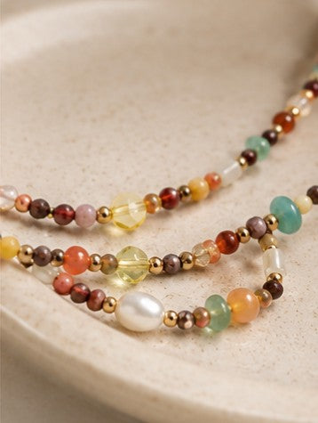 Collar acero de calcita amarilla, citrino, venturina verde y perlas de agua dulce